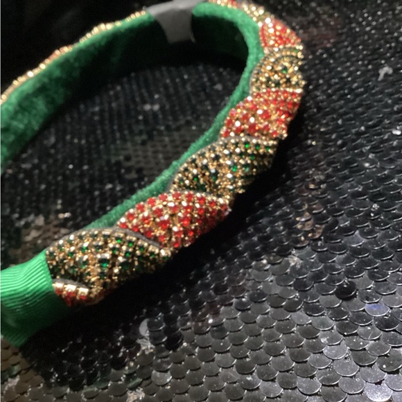 fashion unbranded Accessories - Festive Green and Red Beaded Headband
